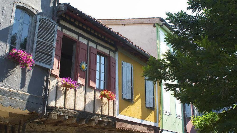 Hotel Le Commerce Mirepoix  Exterior photo
